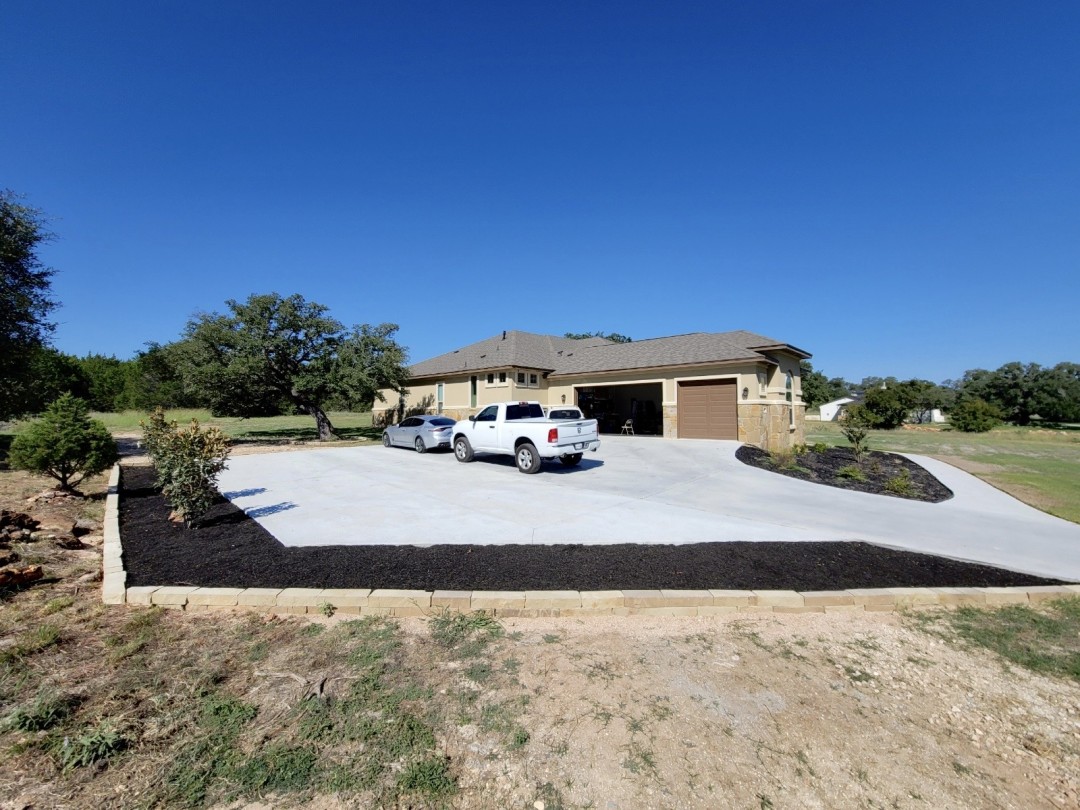 residential concrete driveway