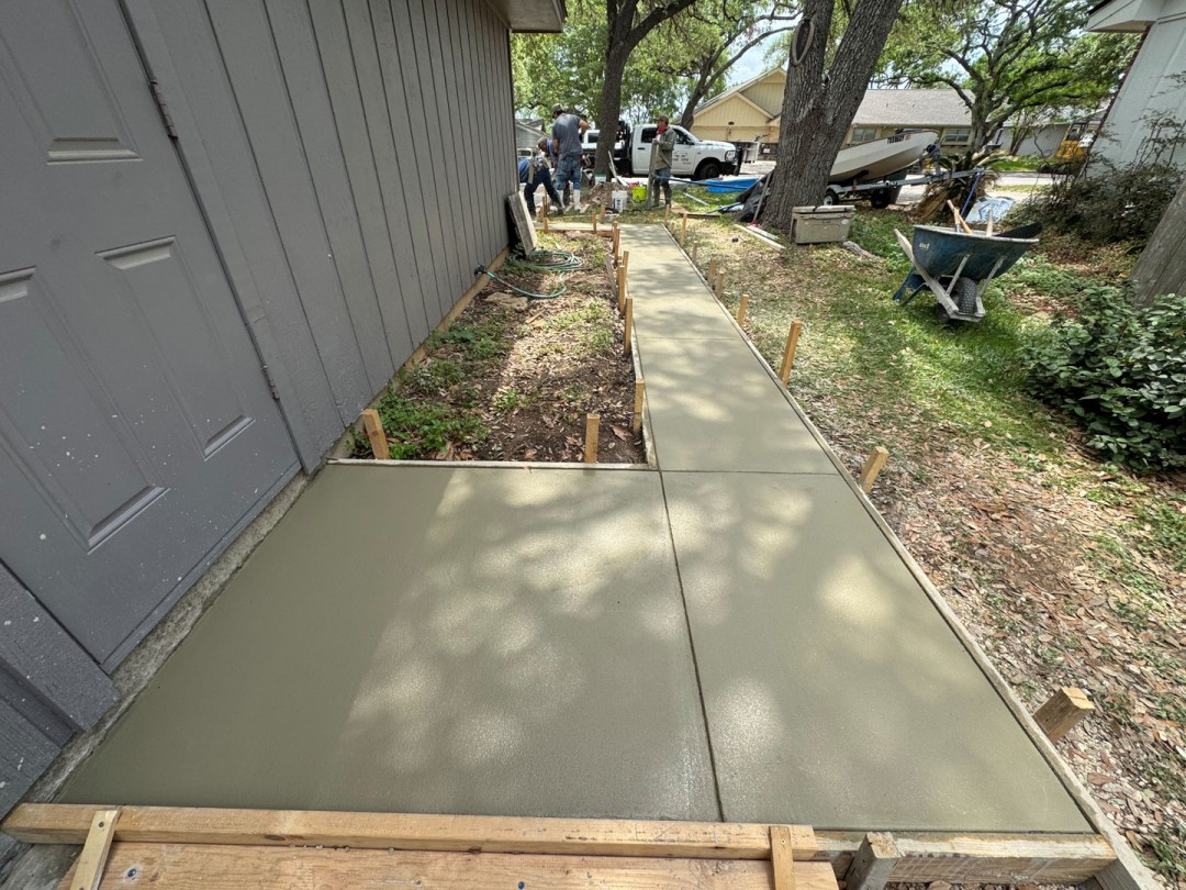 residential concrete walkways